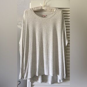 Victoria's Secret Light Gray Long Sleeve Tee